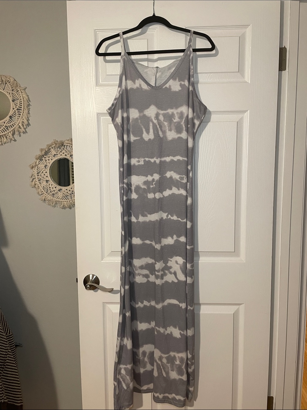 Gray and White Tie-Dye Maxi Dress Plus Size 3x - EUC - Picture 3 of 8